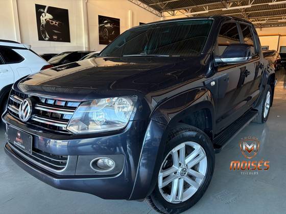 VOLKSWAGEN AMAROK 2.0 HIGHLINE 4X4 CD 16V TURBO INTERCOOLER DIESEL 4P AUTOMÁTICO VOLKSWAGEN AMAROK 2.0 HIGHLINE 4X4 CD 16V TURBO INTERCOOLER DIESEL 4P AUTOMÁTICO